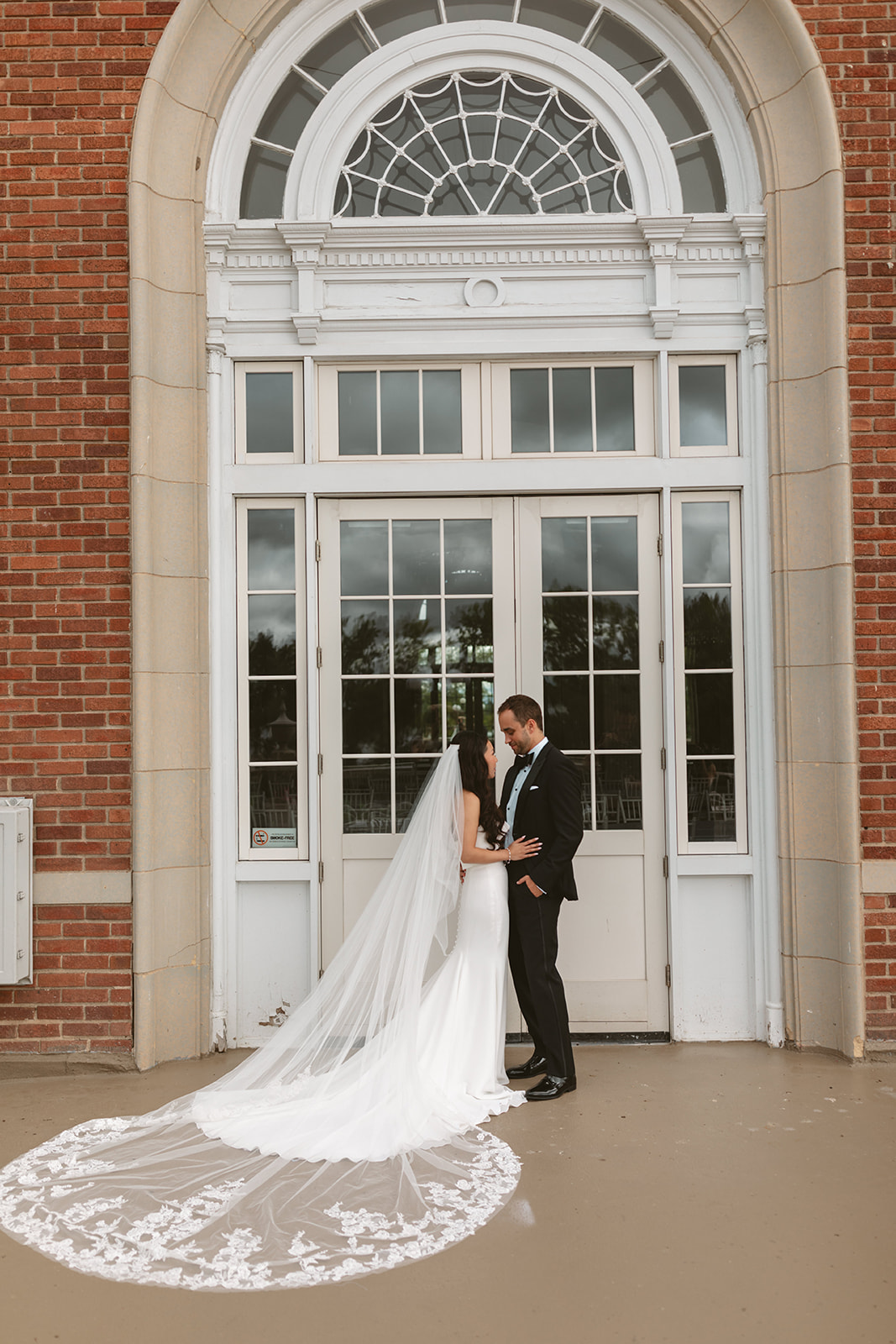 Luxury Minnesota wedding at The Beach Club overlooking Lake Bde Maka Ska