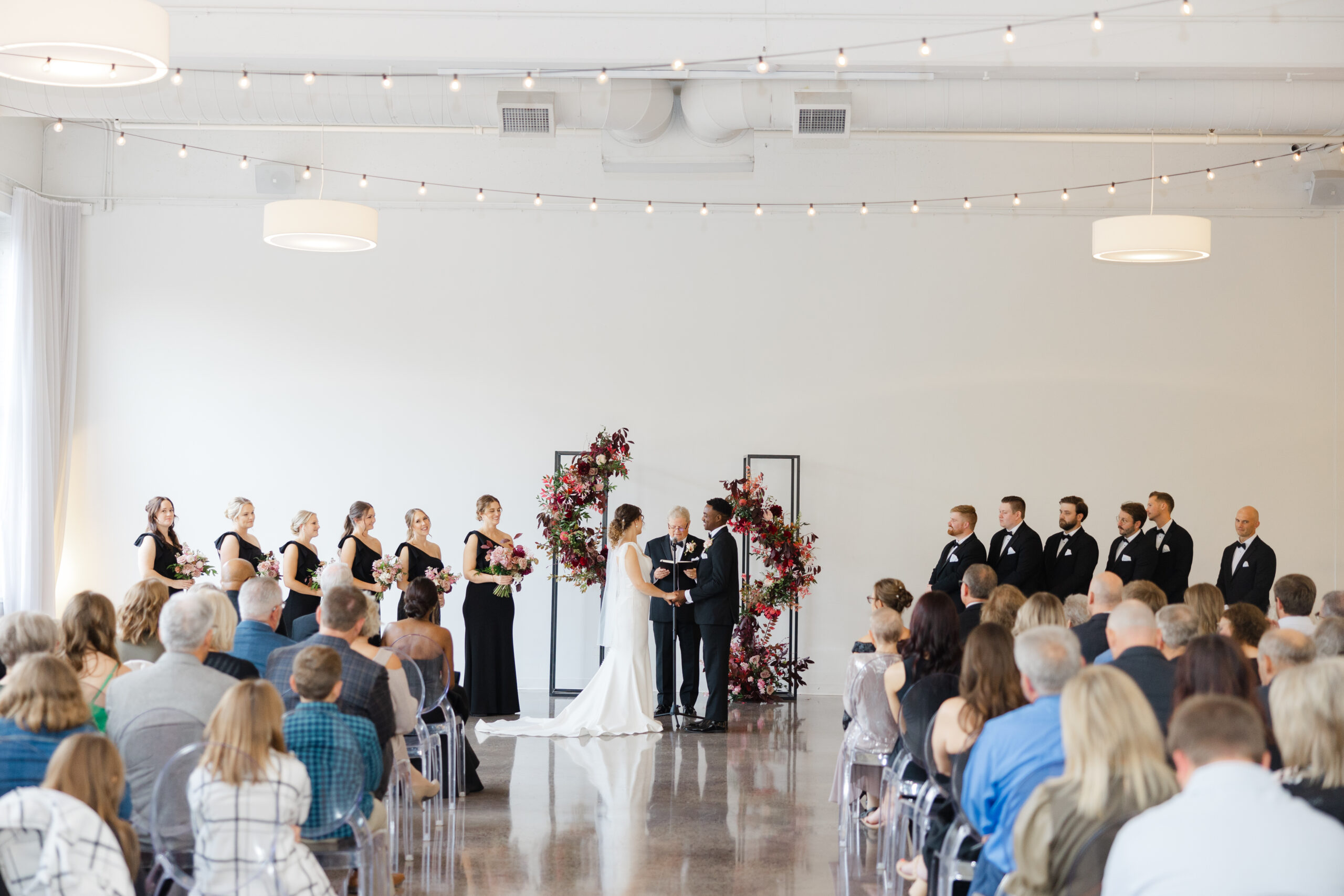 Urban Daisy wedding, industrial wedding venue Minneapolis, Minneapolis wedding venue, wedding planner Minnesota