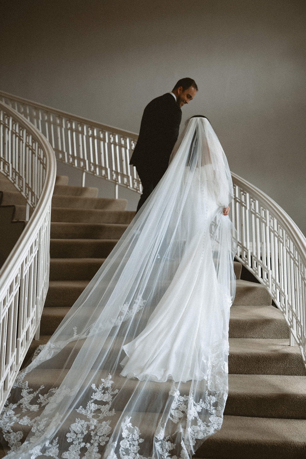 Luxury Minnesota wedding at The Beach Club overlooking Lake Bde Maka Ska