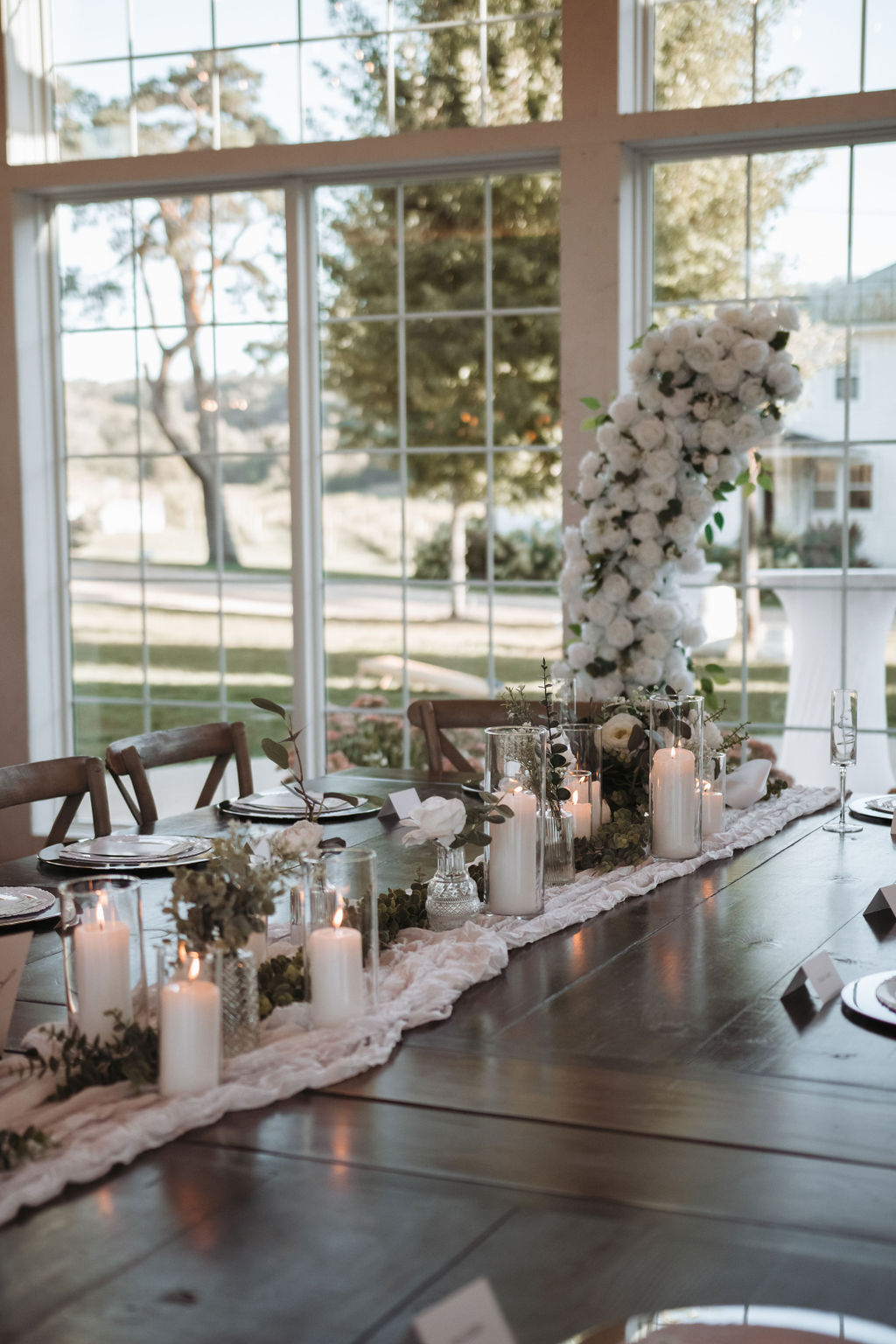 Farmhouse wedding at Willow Brooke venue in Red Wing Minnesota