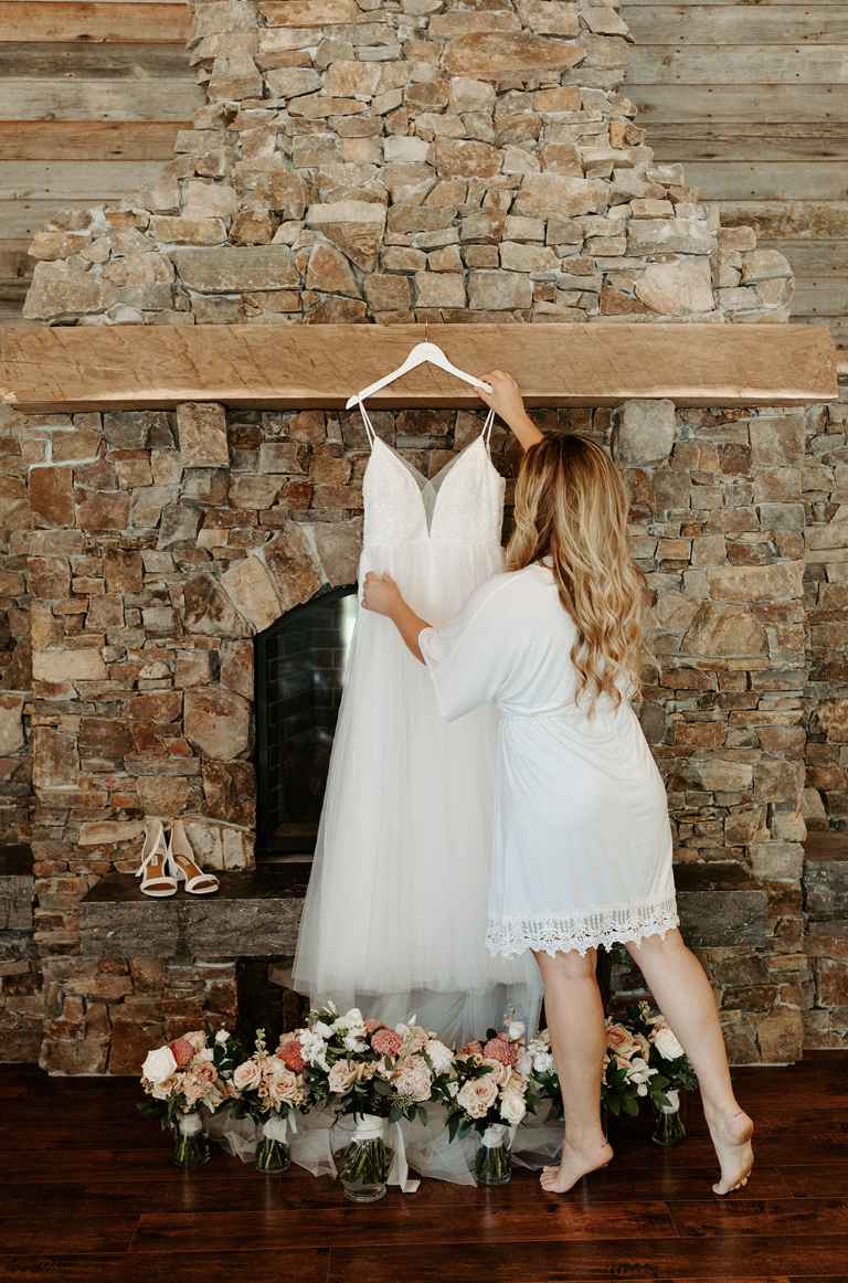 high-end outdoor wedding venue Gardens of Castle Rock Minnesota